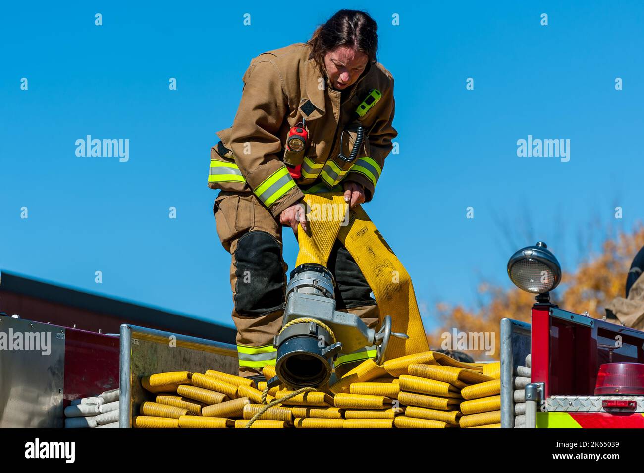 Acton, Massachusetts. 11th October, 2022. Acton Fire Department responding to fire at Sweet Tomatoes in Stop & Shop Plaza, Powdermill Road. Stock Photo