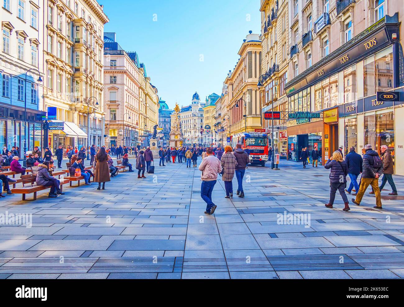 VIENNA, AUSTRIA - FEBRUARY 17, 2019: Crowded Graben, the most popular pedestrian street in central district, on February 17 in Vienna, Austria Stock Photo