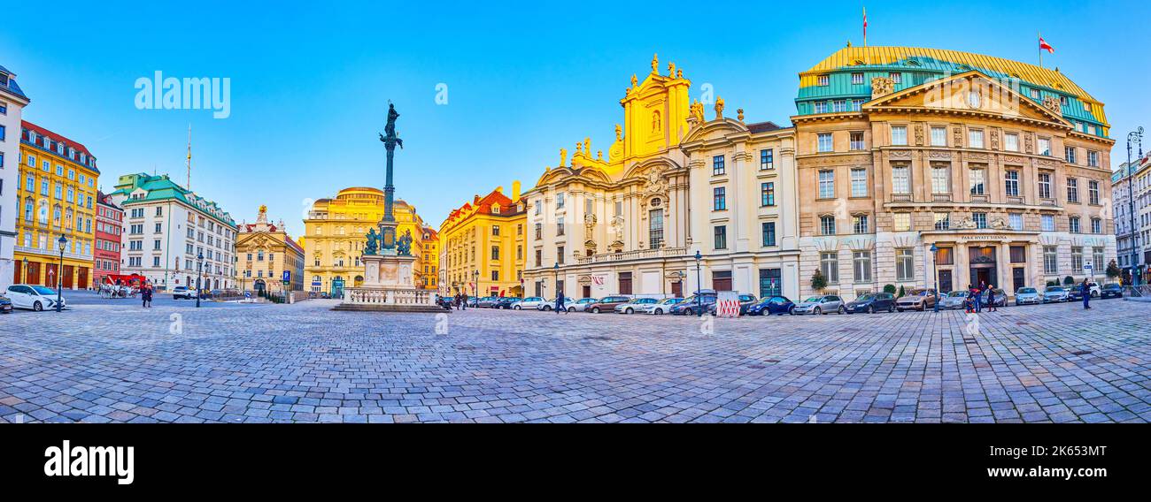 VIENNA, AUSTRIA - FEBRUARY 17, 2019: Panorama of Am Hof square with Mariensaule (Marian column) and stunning townhouses and palaces, on February 17 in Stock Photo