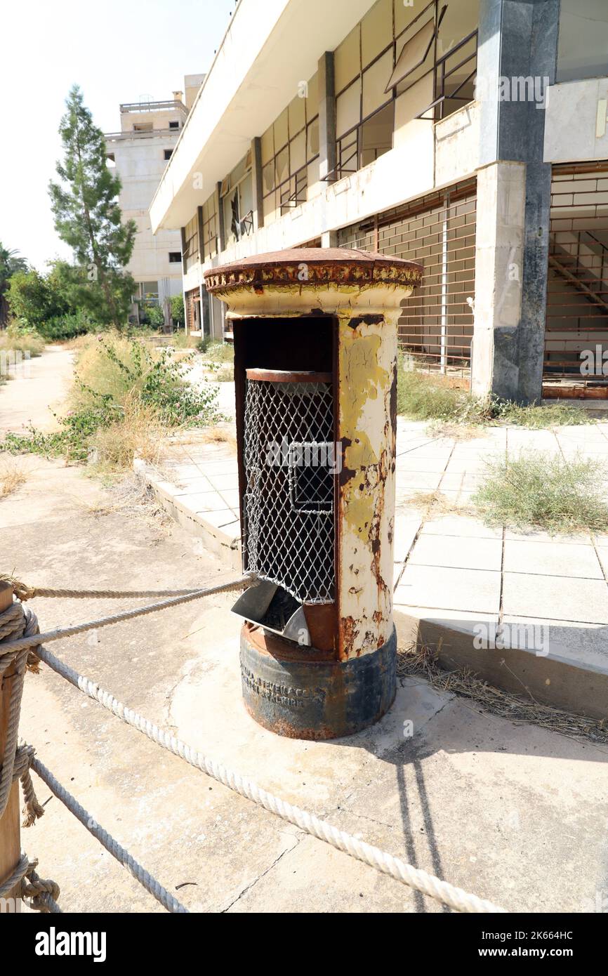 Old British post box on the deserted streets of Varosha Ghost Town, Famagust's 'Ghost Town'.Turkish Repulic of Northern Cyprus Stock Photo