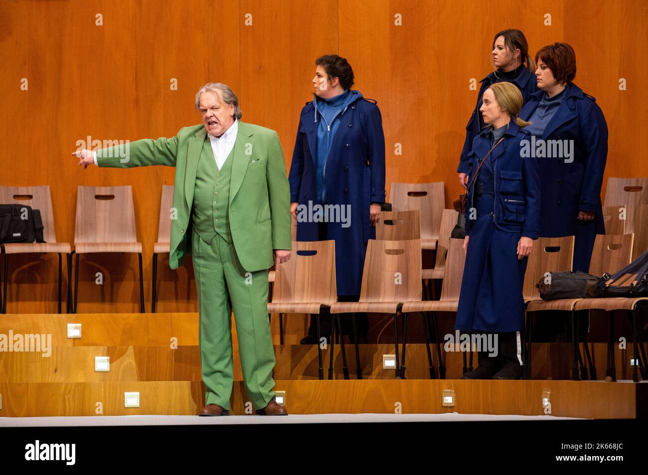 Berlin, Germany. 26th Sep, 2022. During a dress rehearsal of the performance of Richard Wagner's opera 'Die Walküre,' Michael Volle (Wotan, l) performs on stage at the Staatsoper. Credit: Christophe Gateau/dpa/Alamy Live News Stock Photo