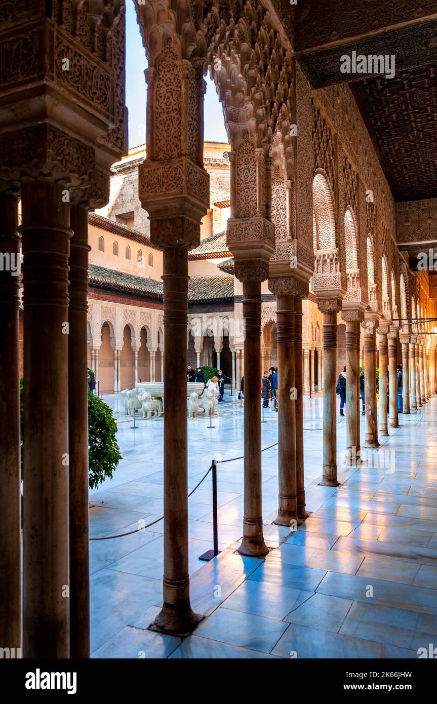 The Alhambra in Granada, Spain. Decorated columns Stock Photo Alamy