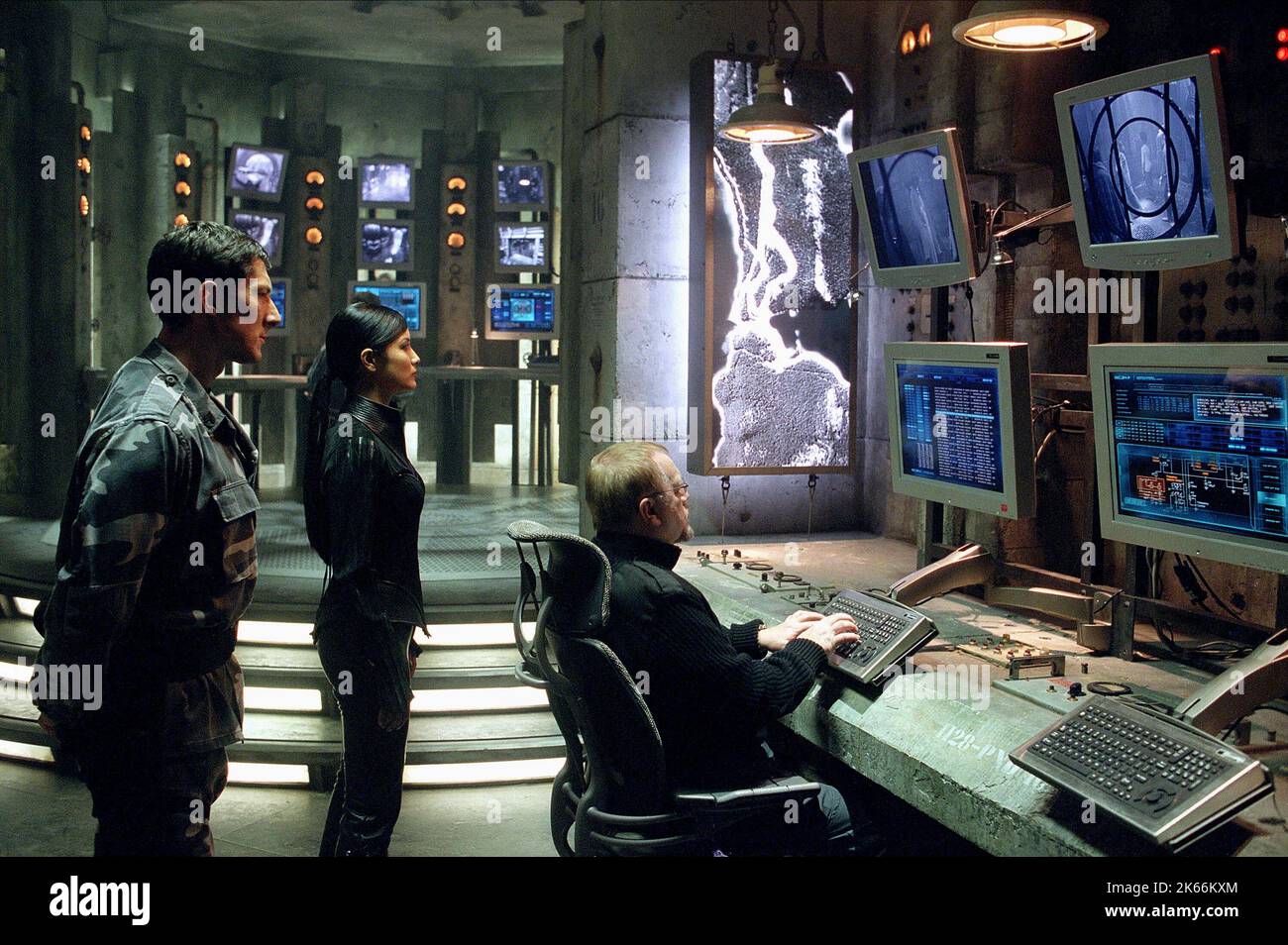 PETER WINGFIELD, KELLY HU, BRIAN COX, X-MEN 2, 2003 Stock Photo