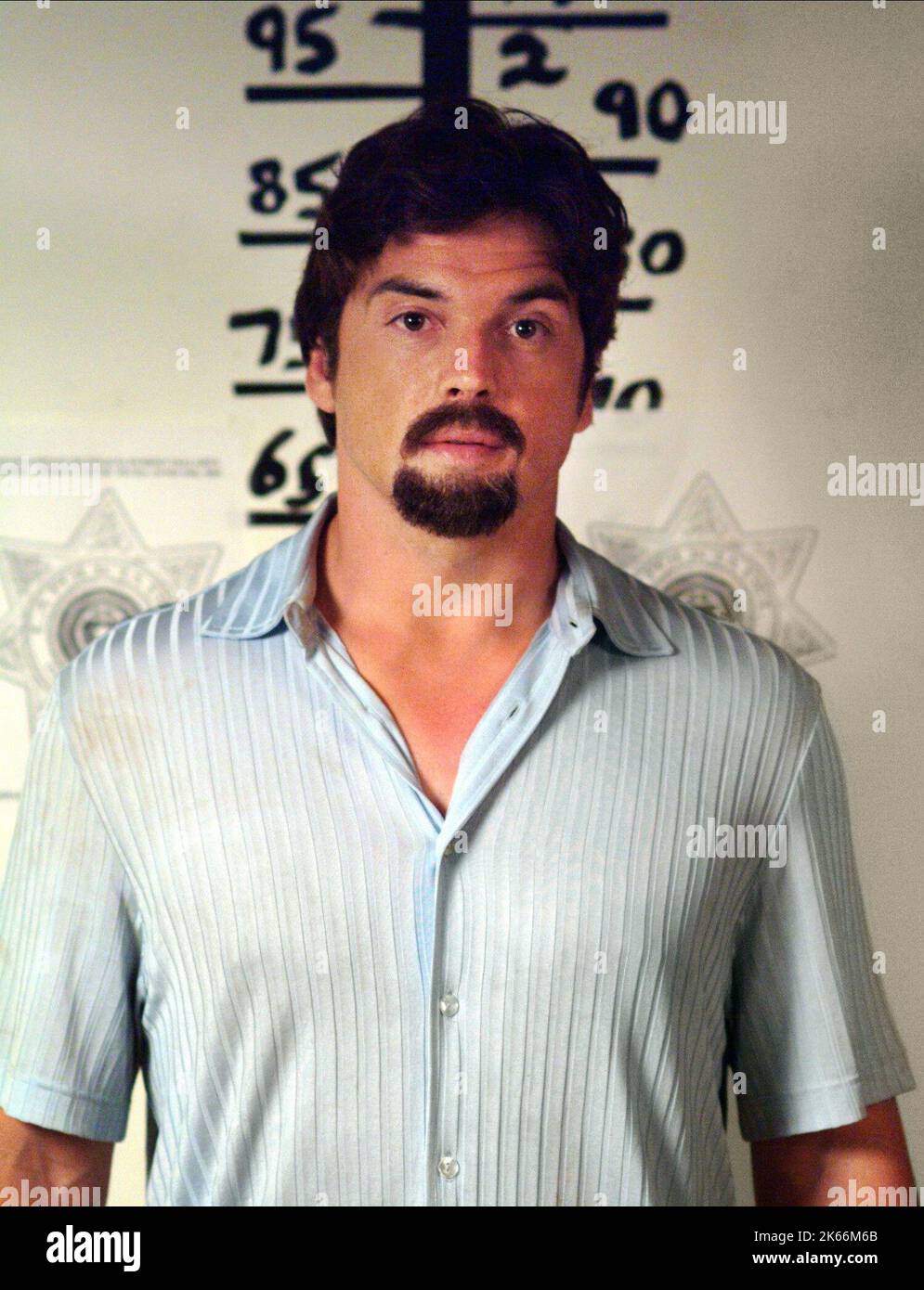 JASON GEDRICK, A DATE WITH DARKNESS: THE TRIAL AND CAPTURE OF ANDREW LUSTER, 2003 Stock Photo