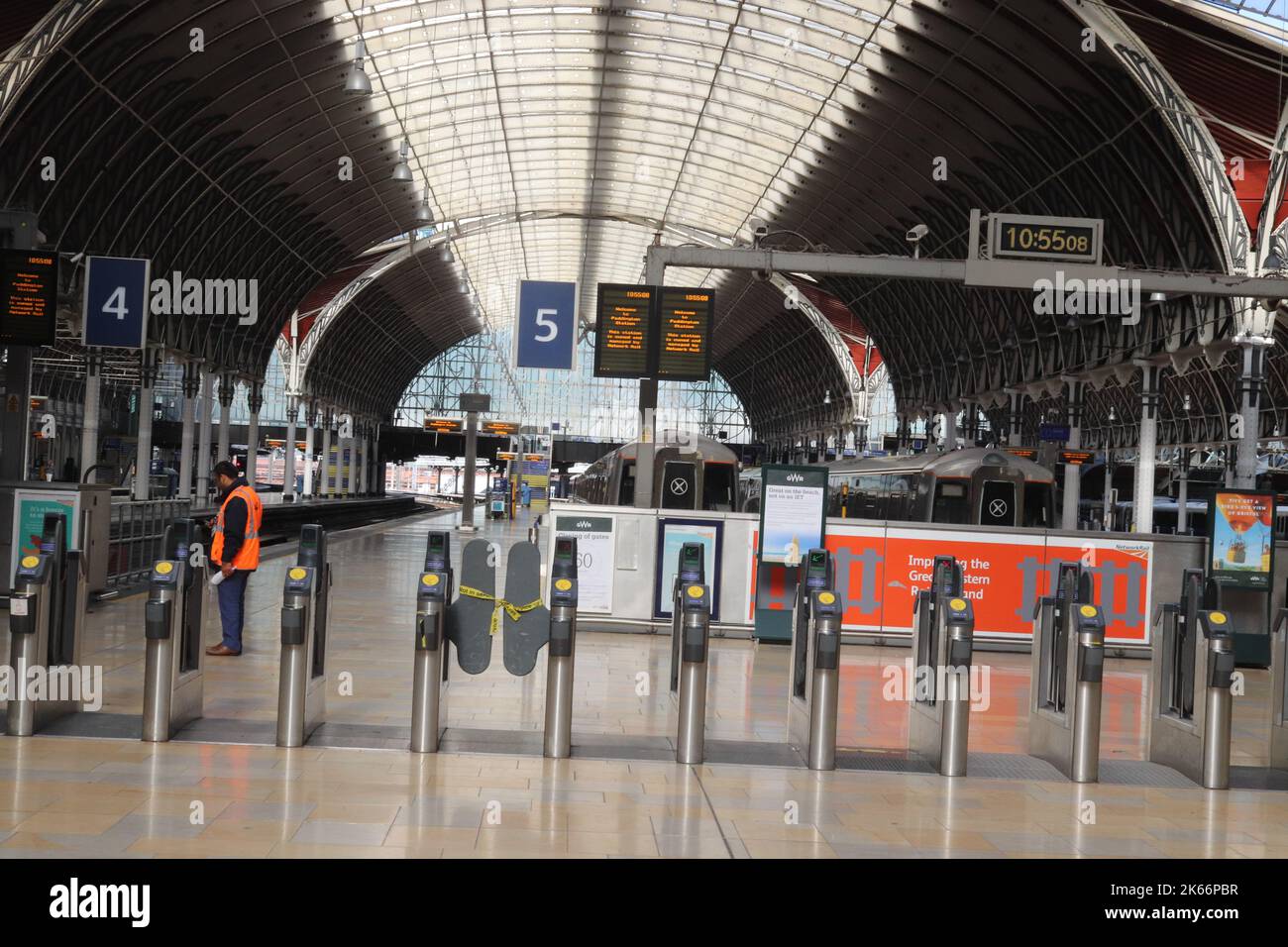 Paddington Station London UK Stock Photo Alamy