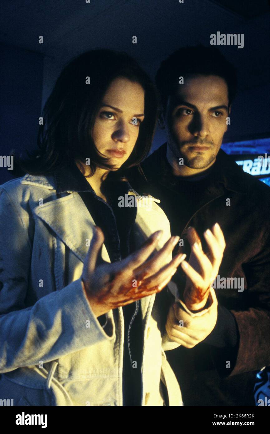 A.J. COOK, MICHAEL LANDES, FINAL DESTINATION 2, 2003 Stock Photo