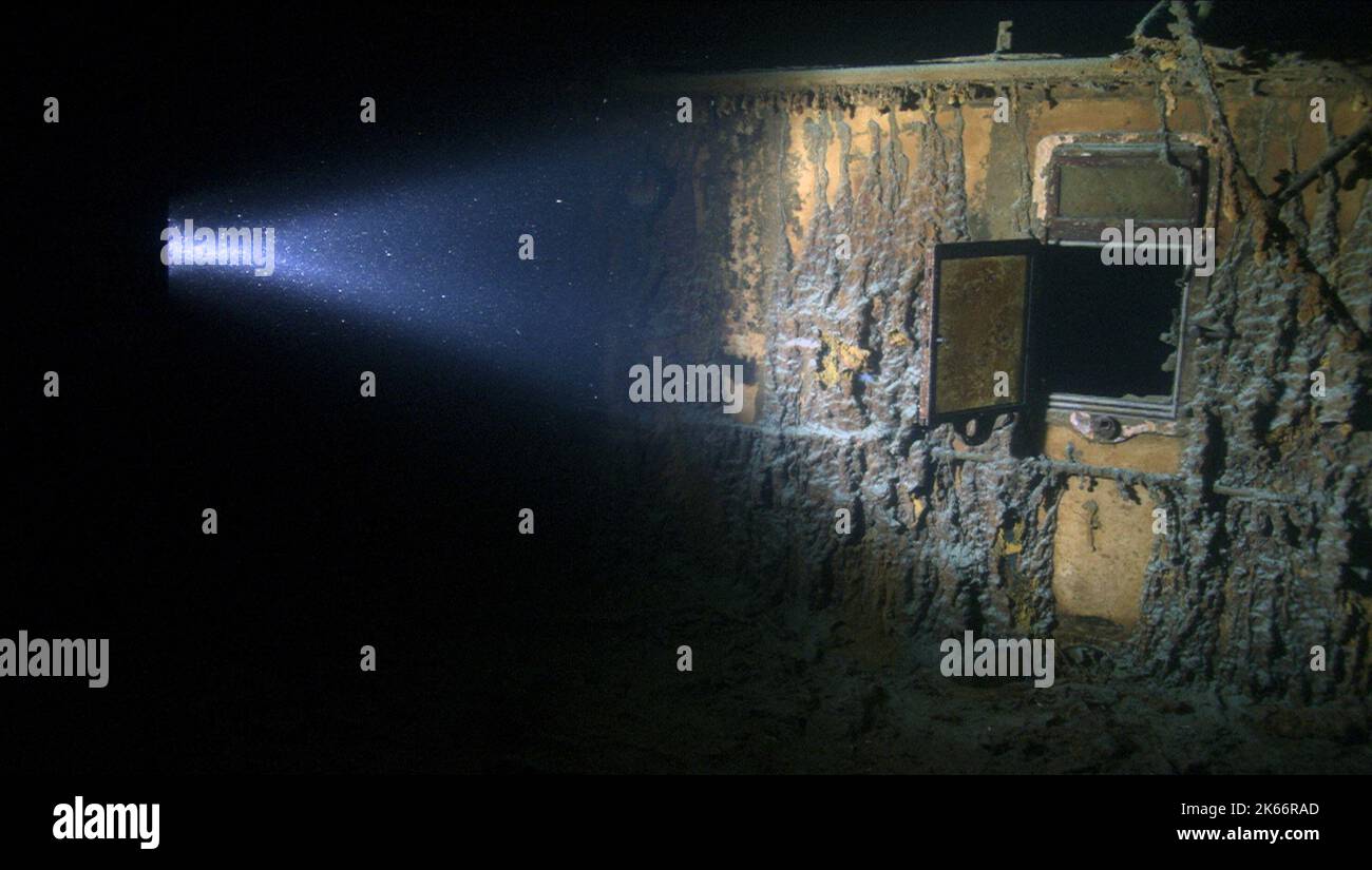 OPEN HATCH OF SUNKEN TITANIC, GHOSTS OF THE ABYSS, 2003 Stock Photo