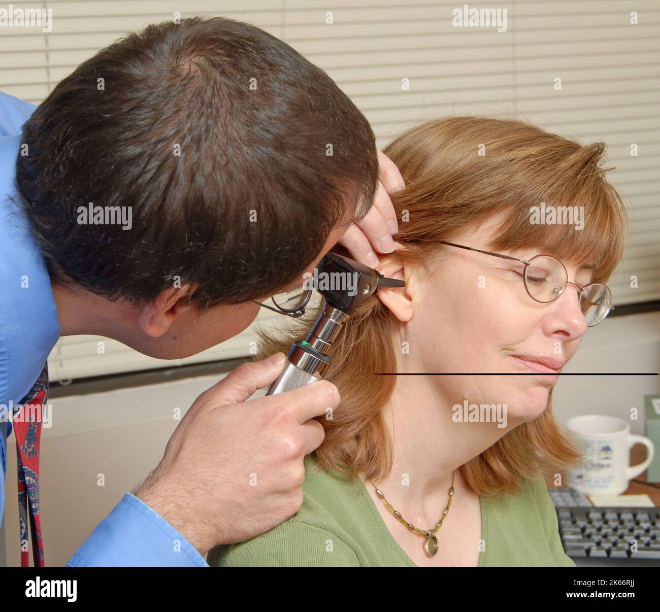 Audiologists hi-res stock photography and images - Alamy