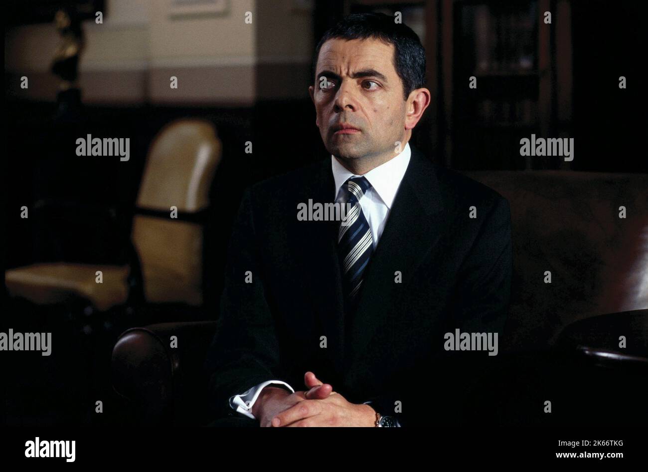 ROWAN ATKINSON, JOHNNY ENGLISH, 2003 Stock Photo