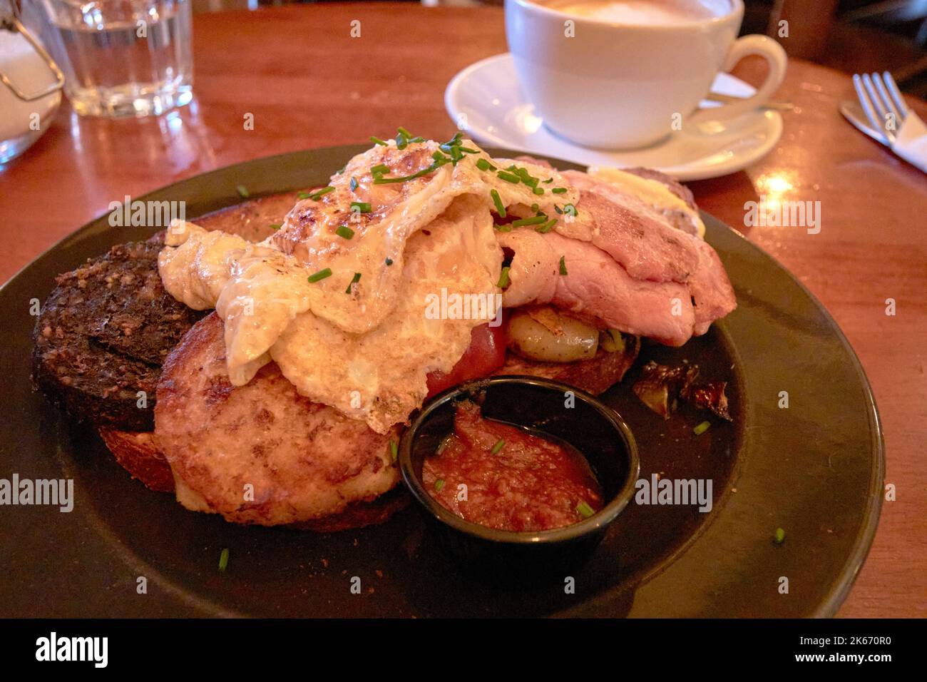all day full irish breakfast at joy of cha gastro cafe temple bar