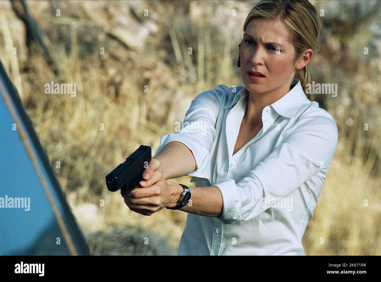 KELLY RUTHERFORD, THREAT MATRIX, 2003 Stock Photo Alamy