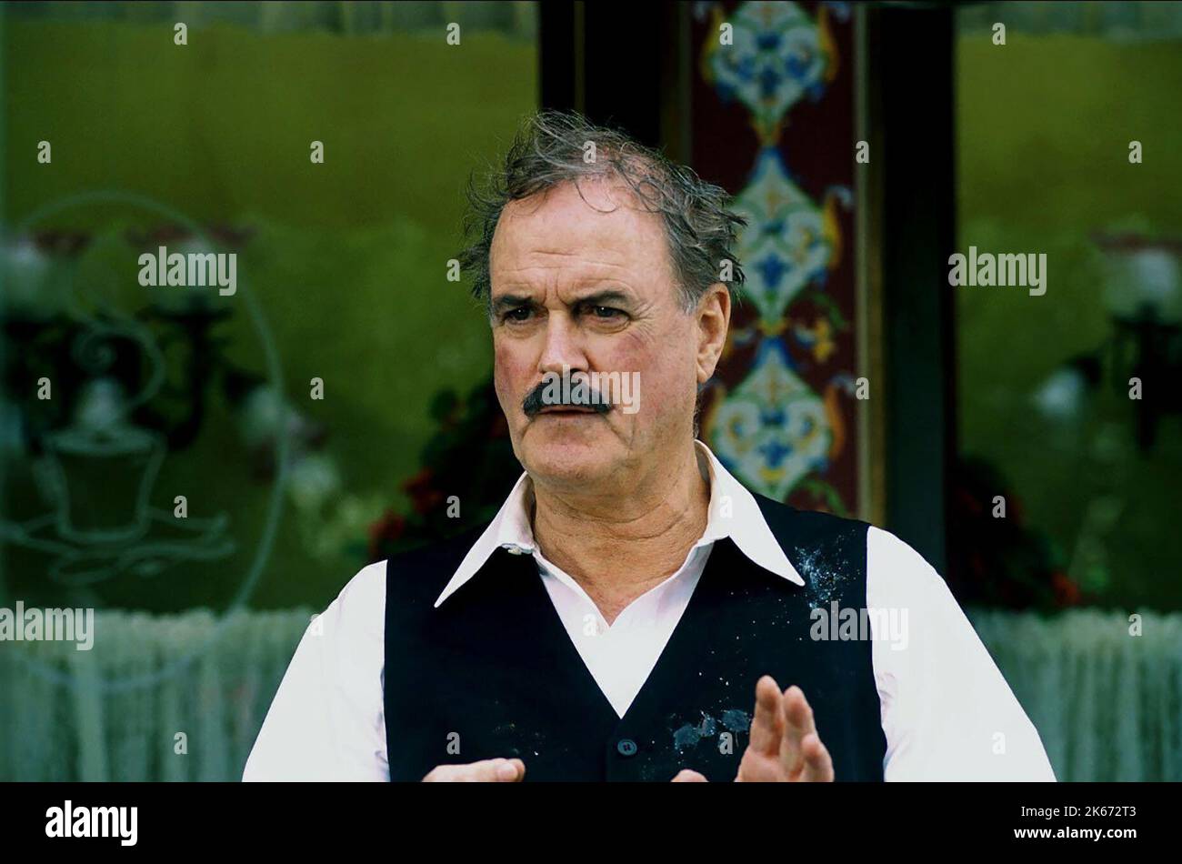 JOHN CLEESE, LOONEY TUNES BACK IN ACTION, 2003 Stock Photo Alamy