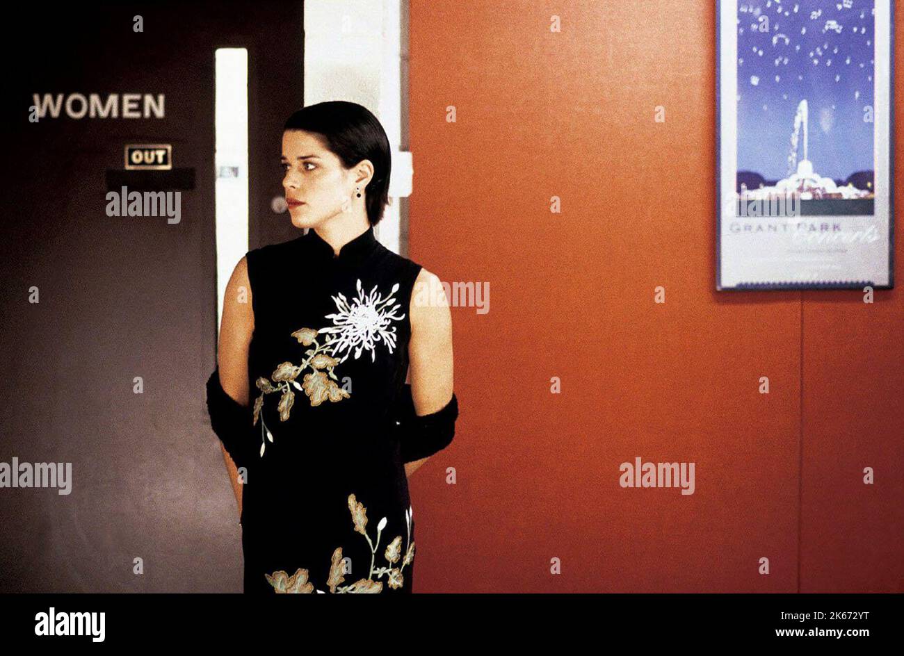 The company 2003 neve campbell hi-res stock photography and images - Alamy