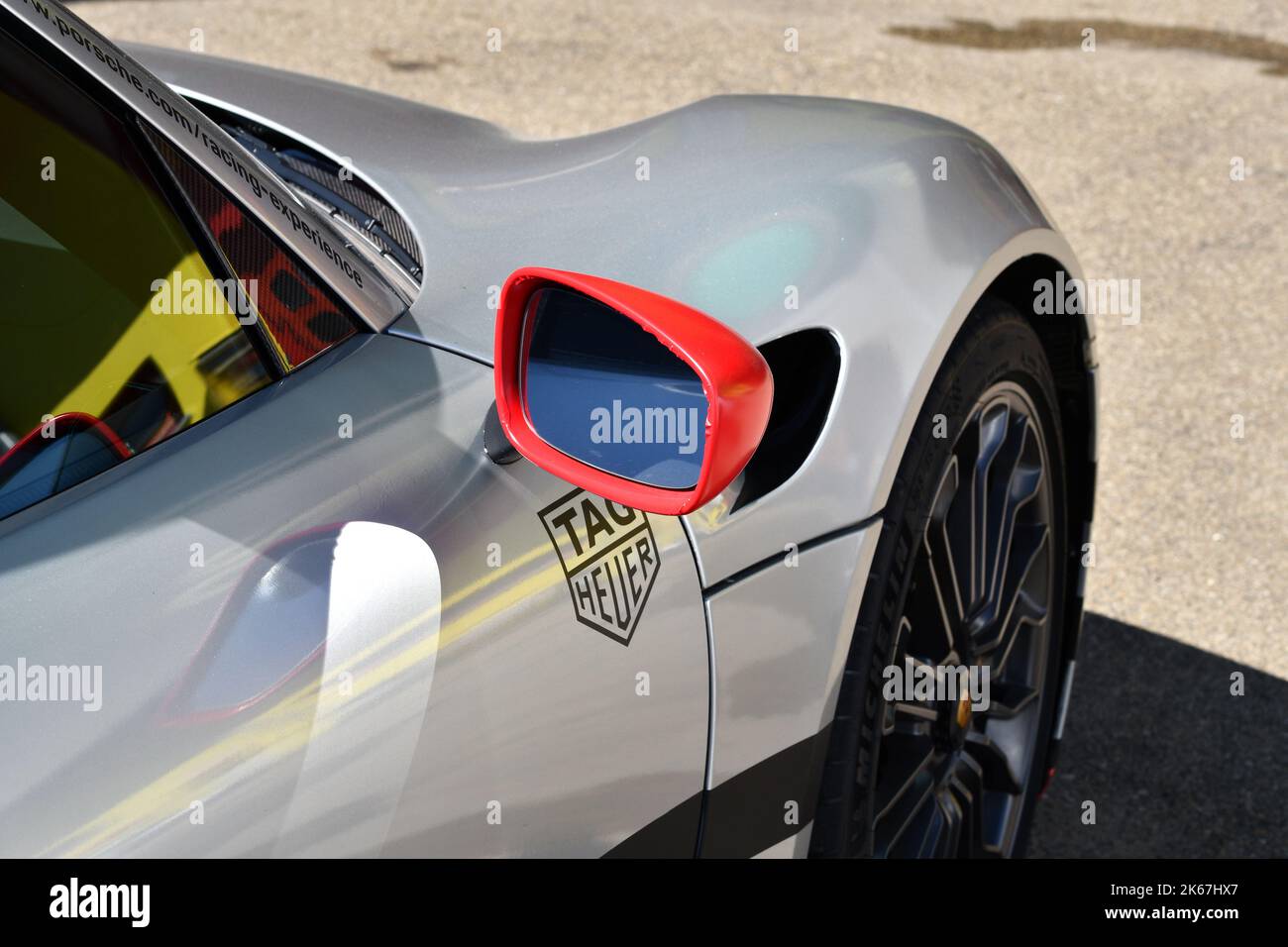 Porsche 918 safety car hi-res stock photography and images - Alamy