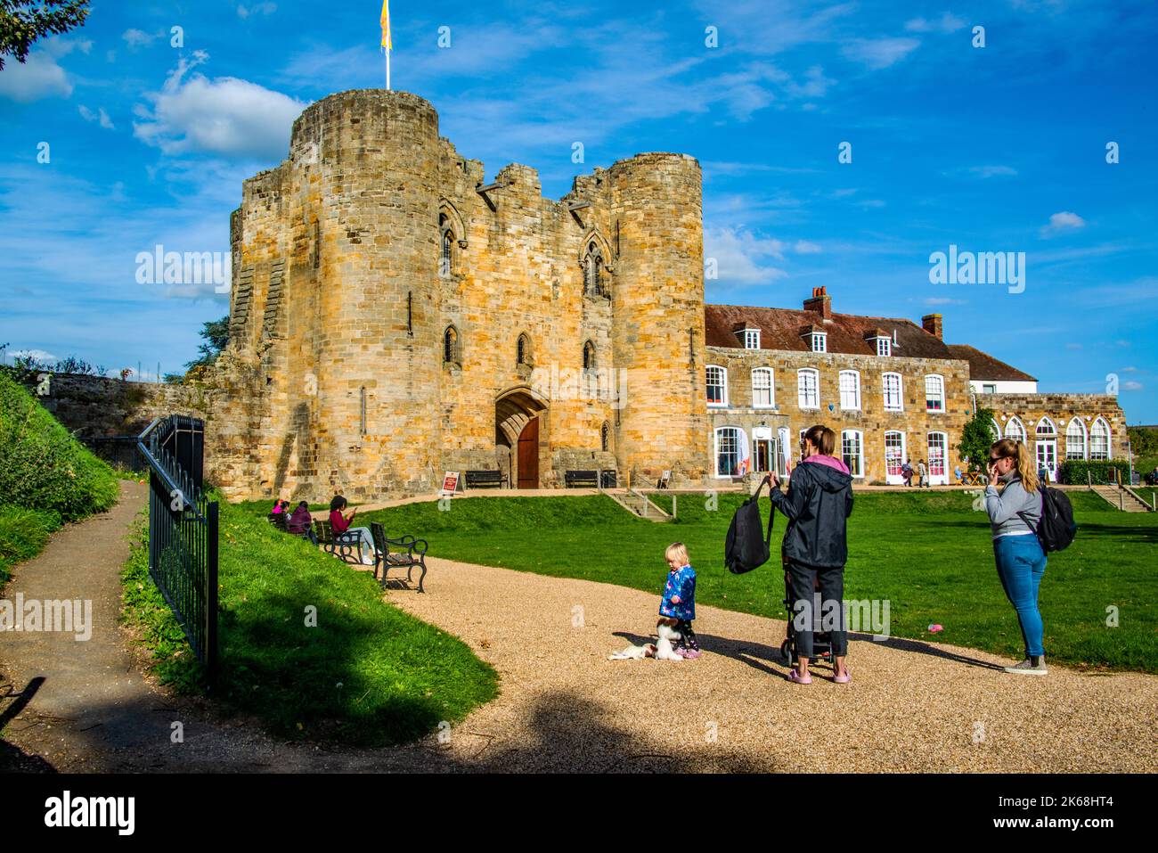 Tonbridge castle (gatehouse) & mansion Stock Photo