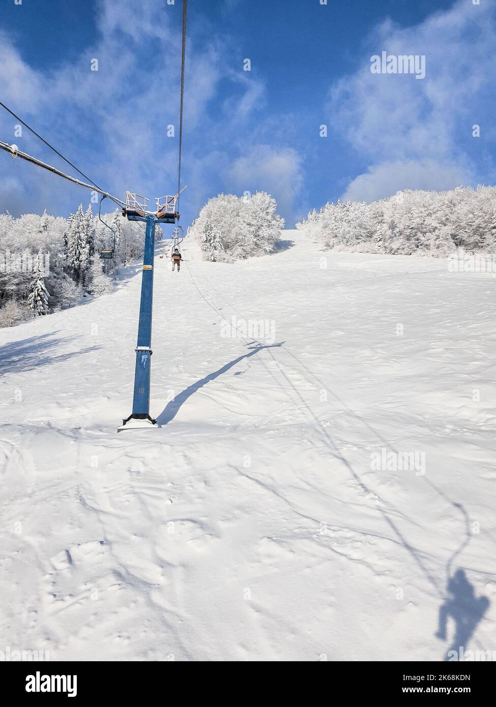 Old chair lift ski resort hi-res stock photography and images - Alamy