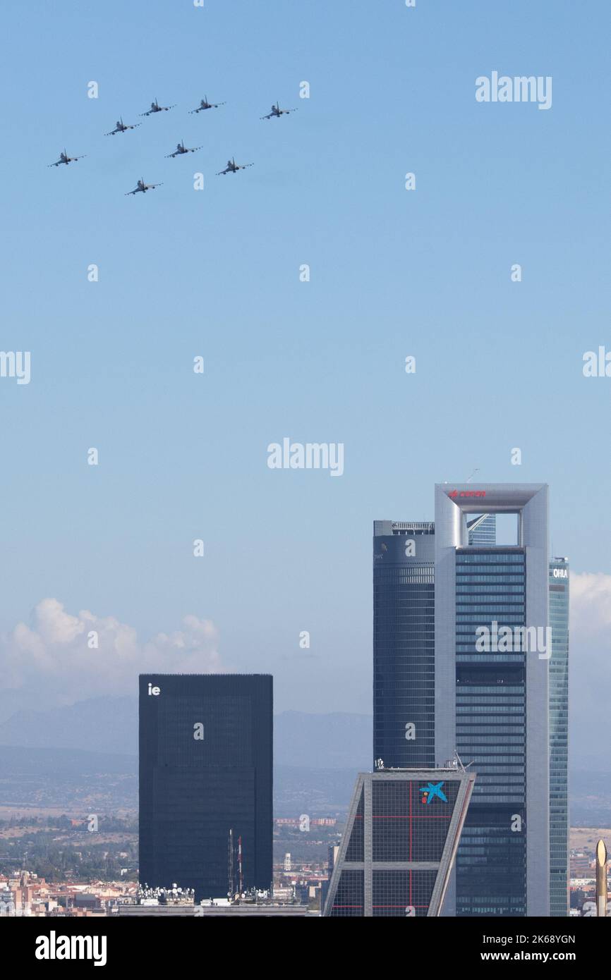 Madrid, Madrid, Spain. 12th Oct, 2022. October, 12; 2022 - Madrid, Spain: Fighters flying over Madrid with the 4 Towers in the background during the air parade of the armed forces for the Spain's National Day (Columbus Day) in Madrid, Spain. (Credit Image: © Alvaro Laguna/Pacific Press via ZUMA Press Wire) Stock Photo