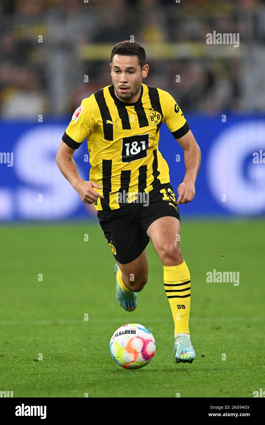 Naples, Italy. 12th Oct, 2022. DORTMUND - Raphael Guerreiro of Borussia Dortmund during the Bundesliga match between Borussia Dortmund and FC Bayern Munich at the Signal Iduna park on October 8, 2022 in Dortmund, Germany. ANP | Dutch Height | GERRIT FROM COLOGNE Credit: ANP/Alamy Live News Stock Photo