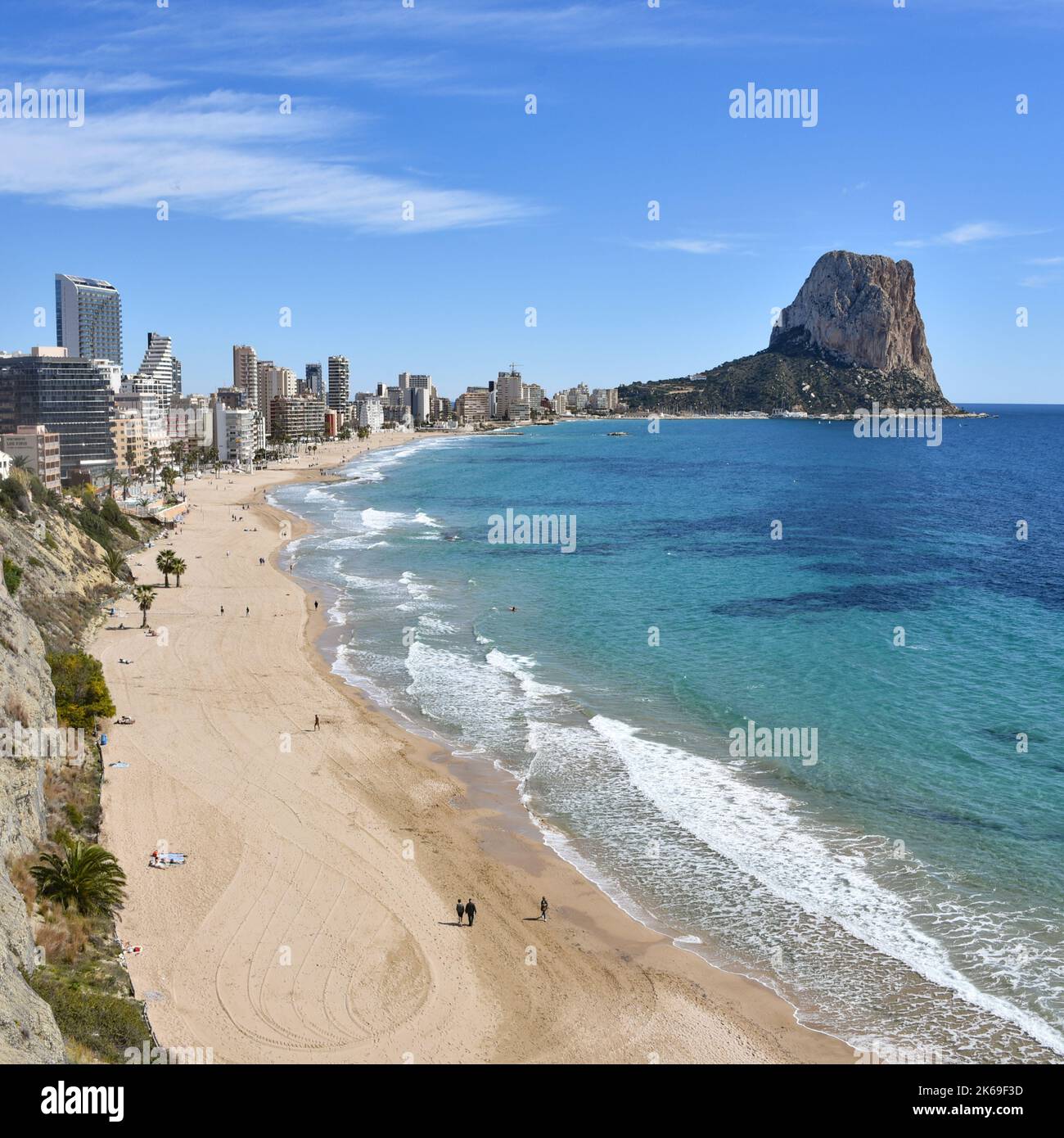 Panoramic view of Calpe Beach and the Penon de Ifach rock formation ...