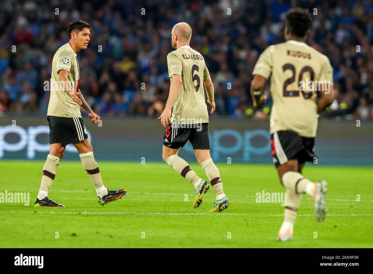 NAPELS, ITALY - OCTOBER 12: Davy Klaasen of Ajax (6) has scored the 2-1 and is congratulated by Edson Alvarez of Ajax. On the right Mohammed Kudus of Ajax during the Group A - UEFA Champions League match between Napoli and Ajax at the Stadio Diego Armando Maradona on October 12, 2022 in Napels, Italy (Photo by Ben Gal/Orange Pictures) Credit: Orange Pics BV/Alamy Live News Stock Photo