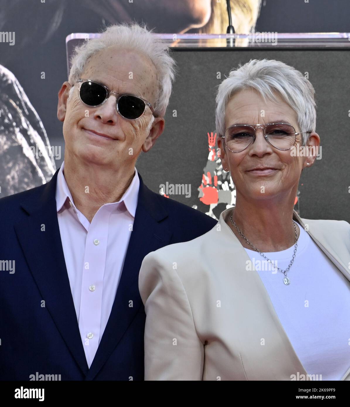 Jamie lee curtis husband christopher hi-res stock photography and images -  Alamy