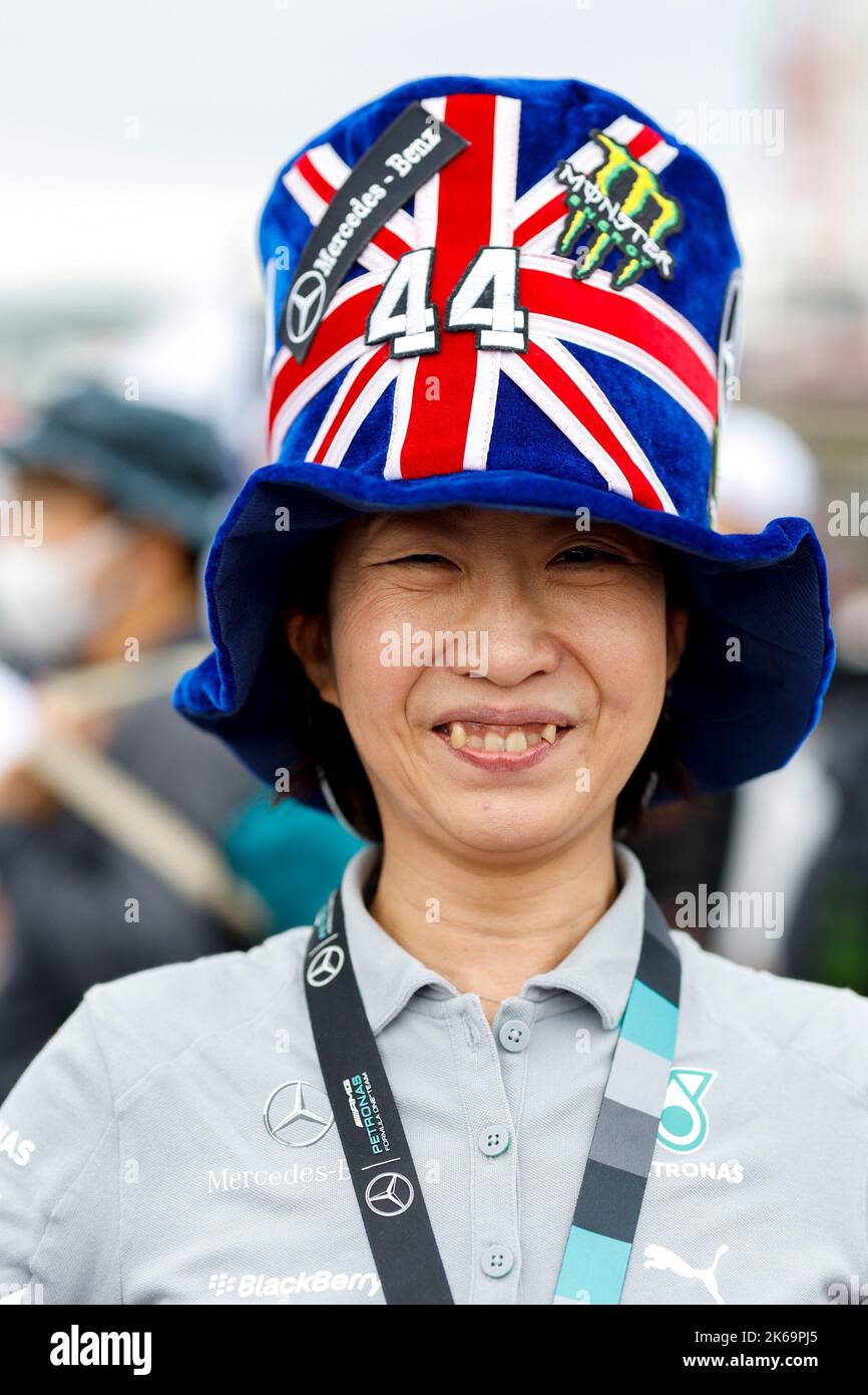 Suzuka, Japan. 9th Oct, 2022. Fan of 44 Lewis Hamilton (GBR, Mercedes