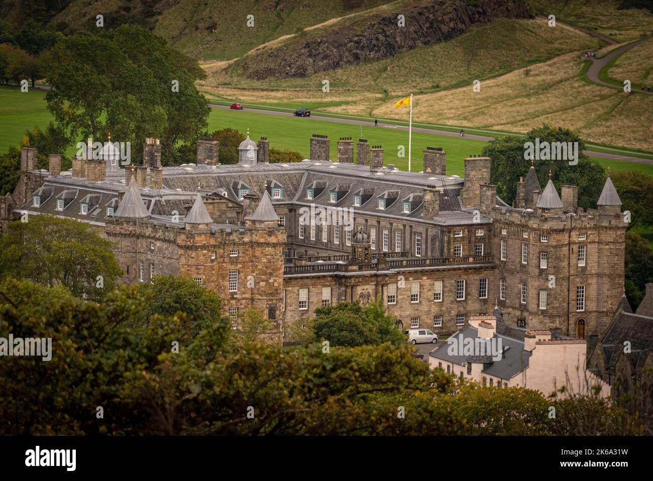 Palace of Holyrood House in Edinburgh Stock Photo Alamy