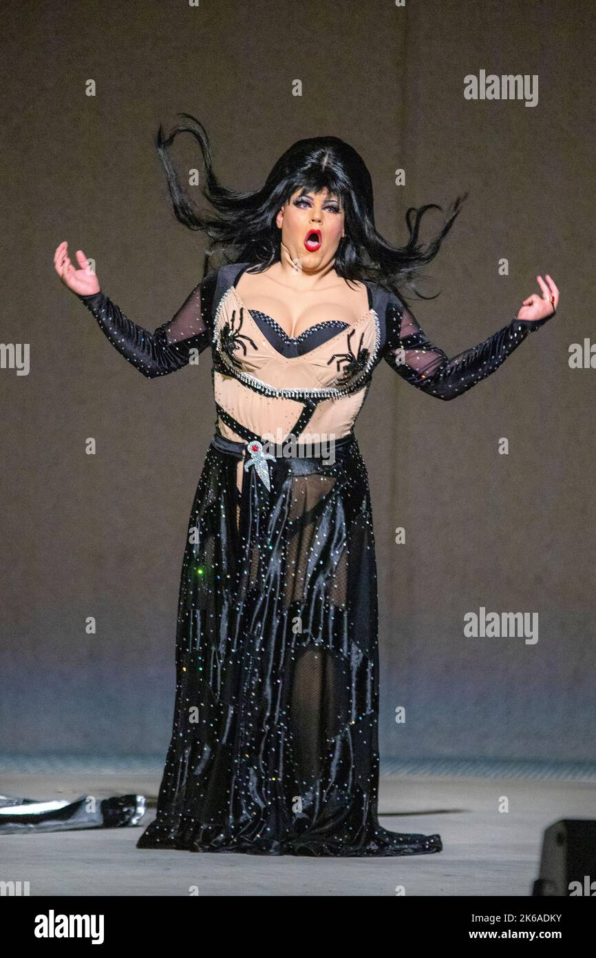 Opish dan jinsiy aloqa uchun oyinlar