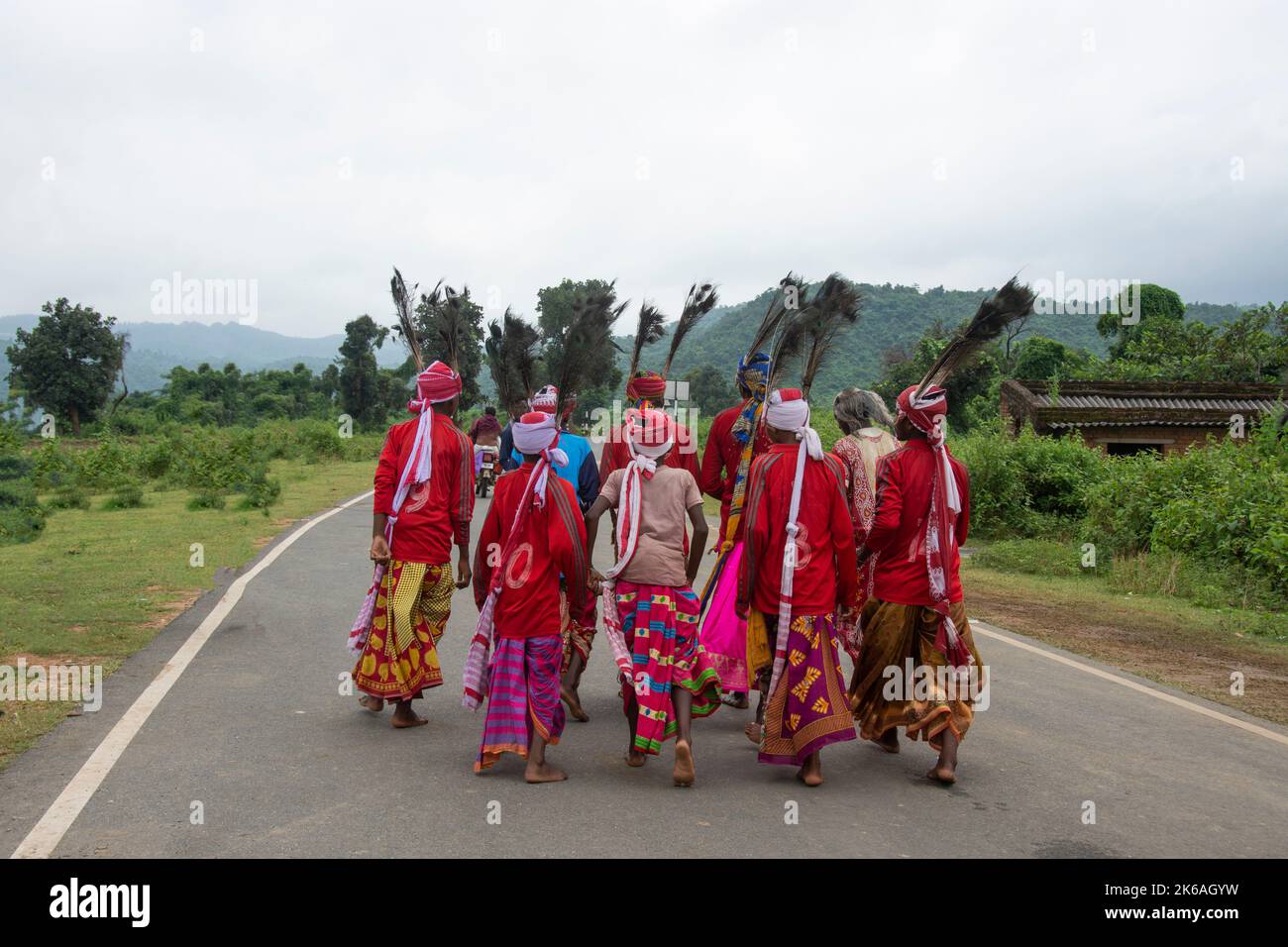 Tribal people performing folk dance in a forested area at Ajodhya Hills Purulia, West Bengal Stock Photo