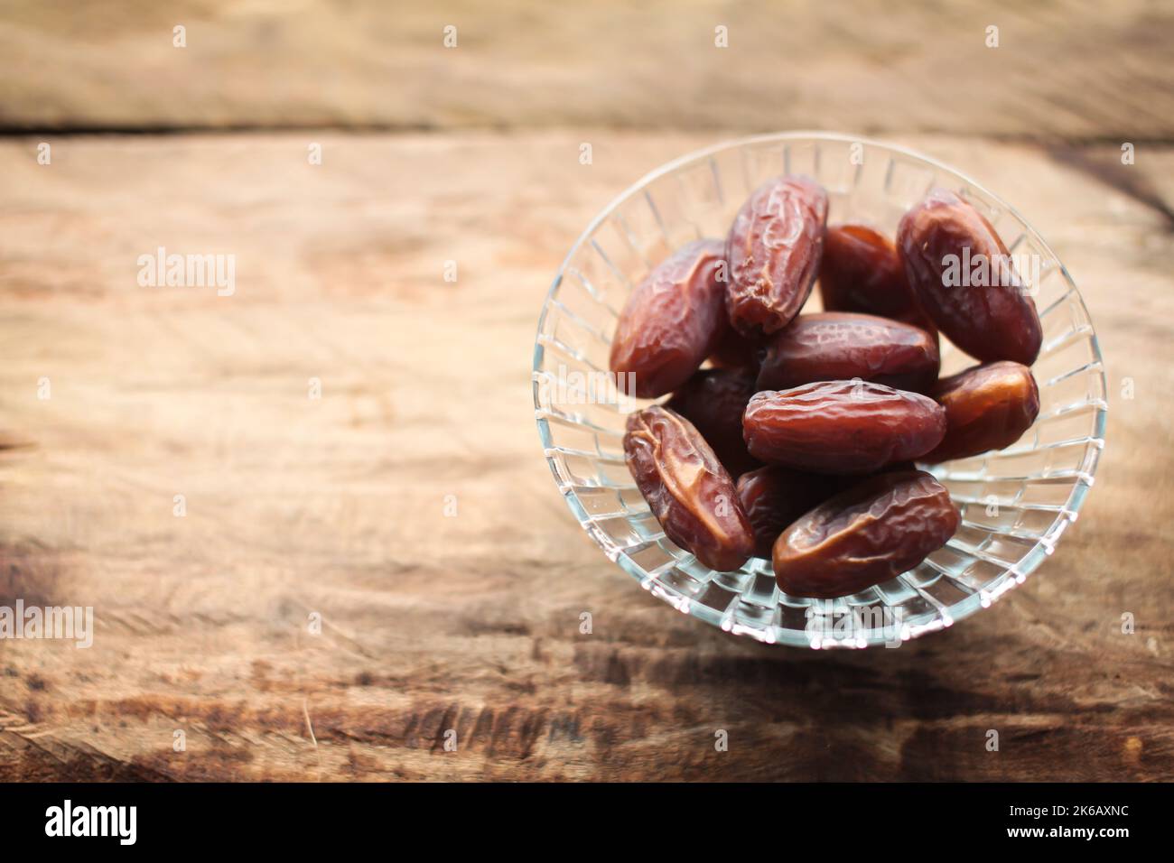 Lakhs is a type of dates. It is characterized by preserving its good flavor after a long period of storage. Stock Photo
