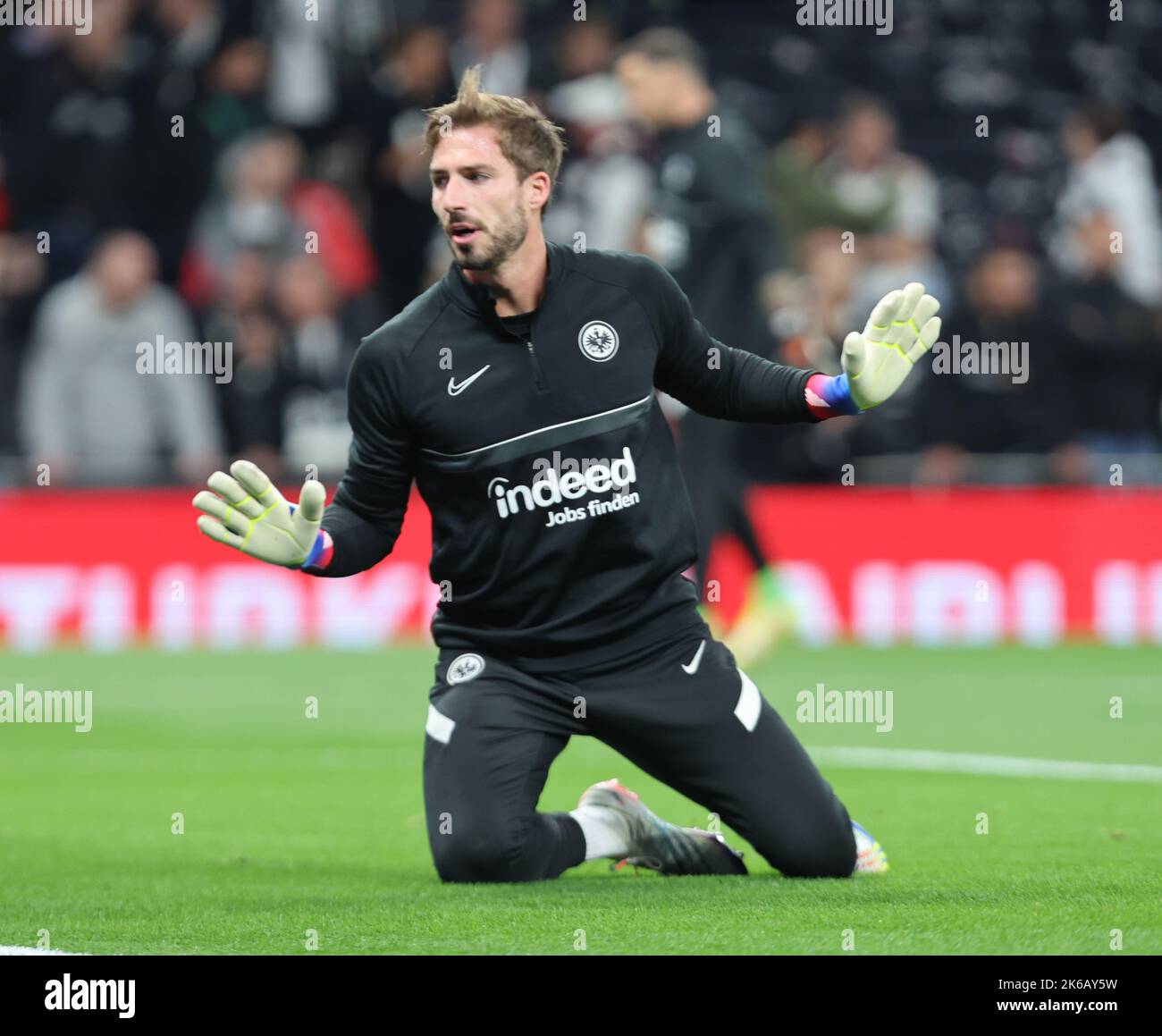 Kevin Trapp of Eintracht Frankfurt during the pre-match warm-up during ...