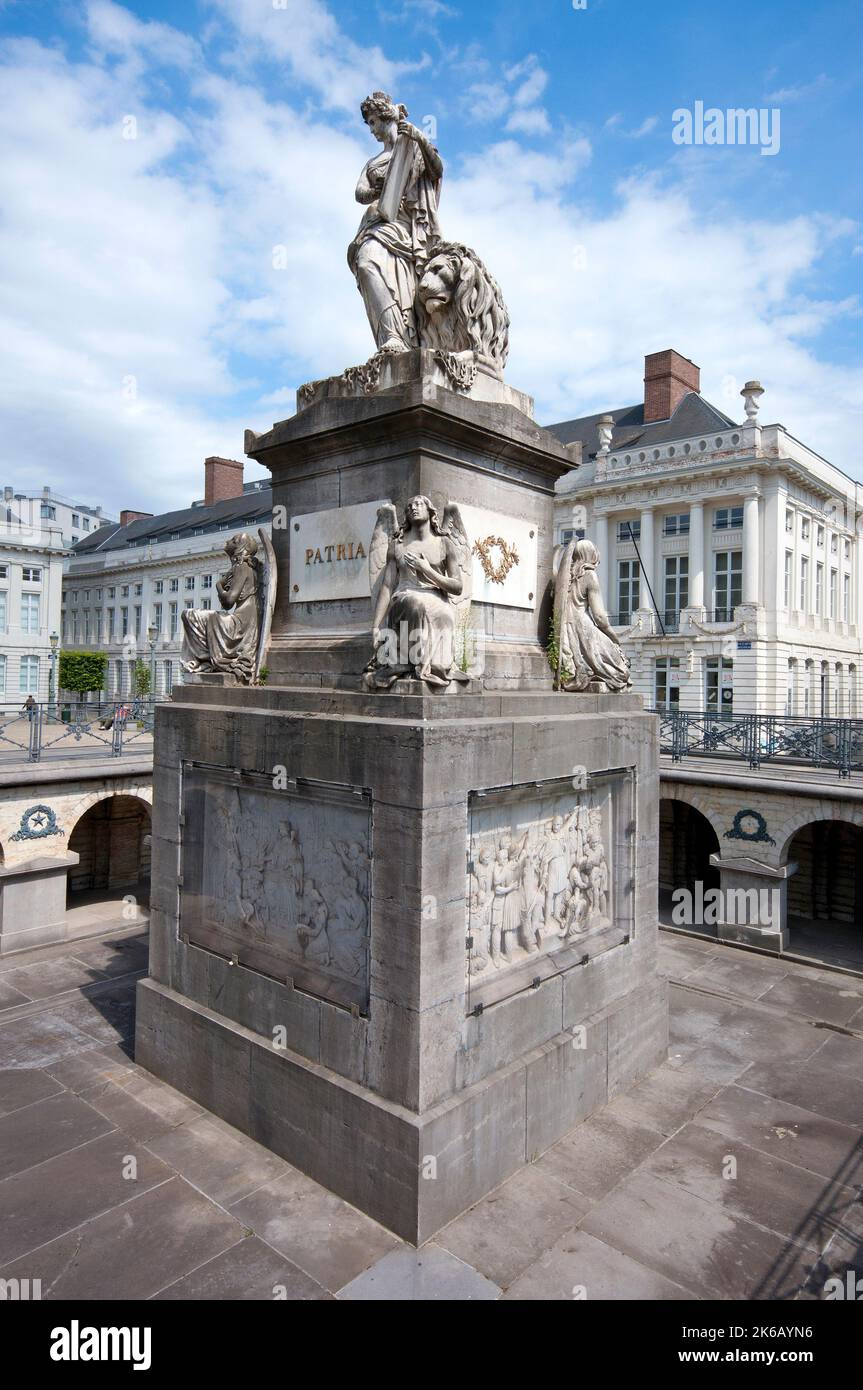 Memorial to the martyrs of the 1830 revolution (by Guillaume Geefs) in Martyrs Square (Place des Martyrs), Brussels, Belgium Stock Photo