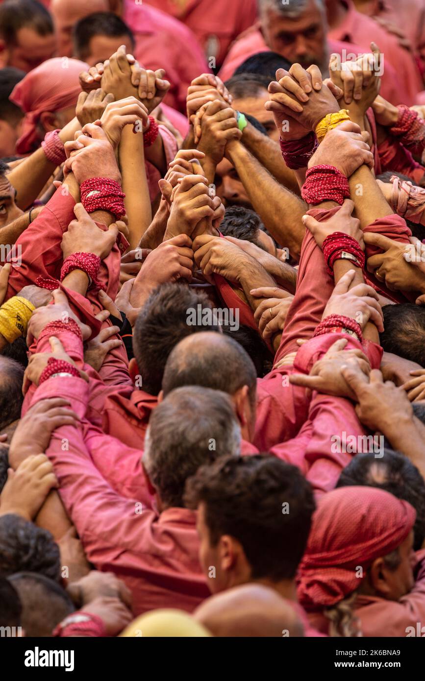 Concurs de Castells de Tarragona 2022 (Tarragona Castells contest). Sunday contest. 2 de 8 sense folre de la Colla Vella Xiquets de Valls (Catalonia) Stock Photo