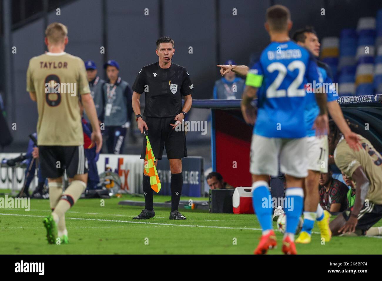 NAPELS, ITALY - OCTOBER 12: Assistant referee Stefan Lupp during the Group A - UEFA Champions League match between Napoli and Ajax at the Stadio Diego Armando Maradona on October 12, 2022 in Napels, Italy (Photo by Ben Gal/Orange Pictures) Stock Photo