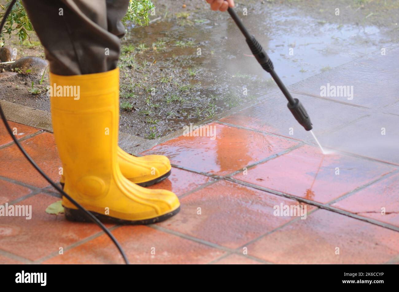 Cleaning rubber boots discount