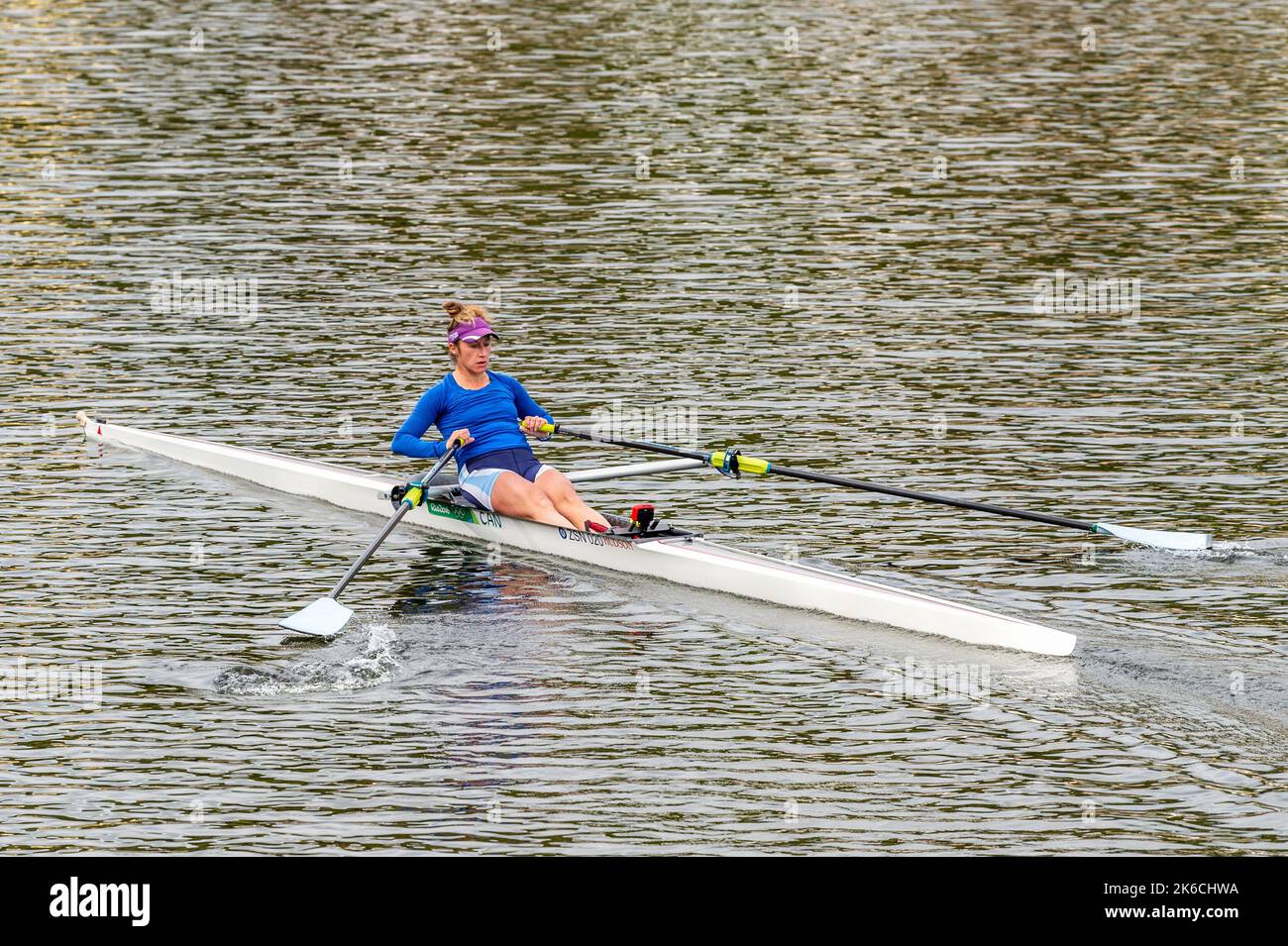 Marina Walkway, Cork, Ireland. 13th Oct, 2022. Autumn colours were present on the Marina Walkway in Cork city today with many people enjoying the mild day. A rower enjoys a training session on the River Lee. Credit: AG News/Alamy Live News Stock Photo