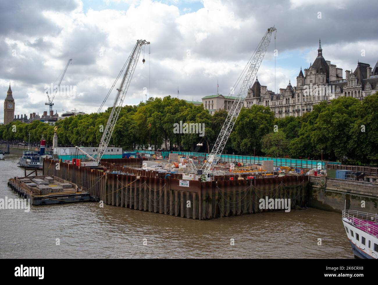 Tideaway construction site at Victoria Embankment foreshore as work continues on the  London new modern Sewage system Stock Photo