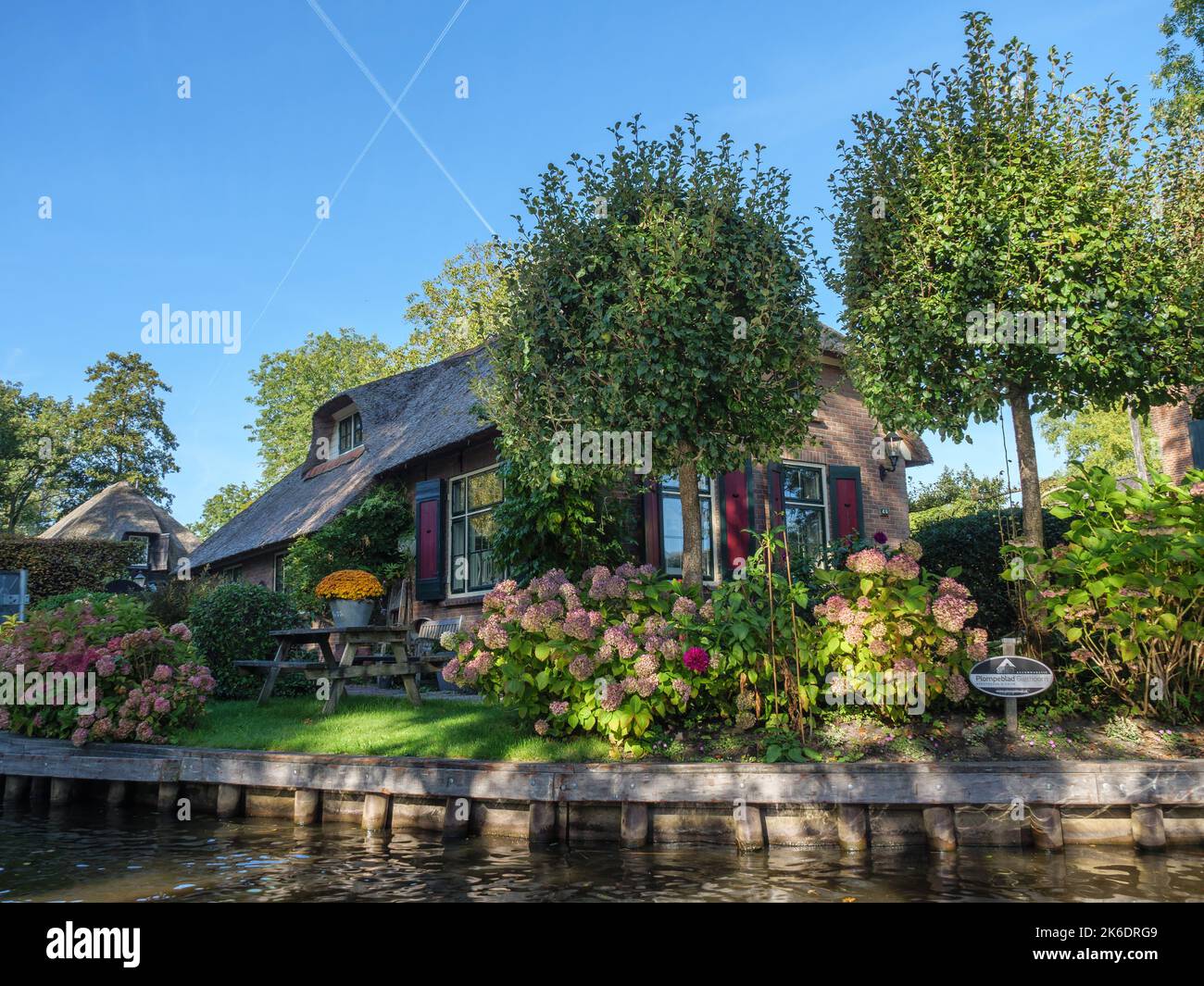 giethoorn in the netherlands Stock Photo Alamy