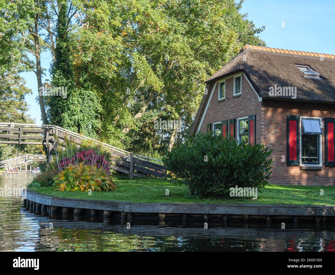 giethoorn village in the netherlands Stock Photo - Alamy