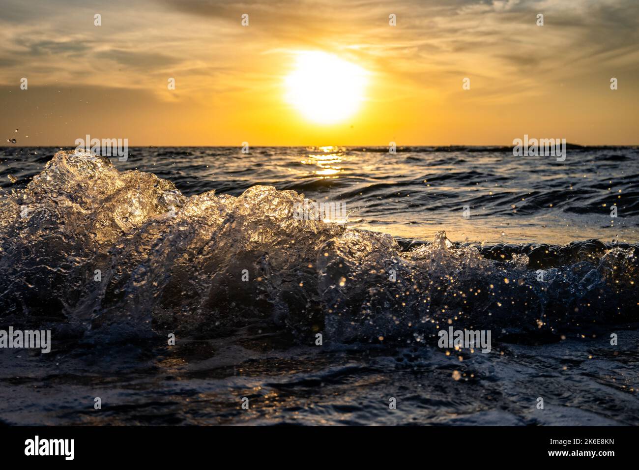 Shining tidal waves hi-res stock photography and images - Alamy