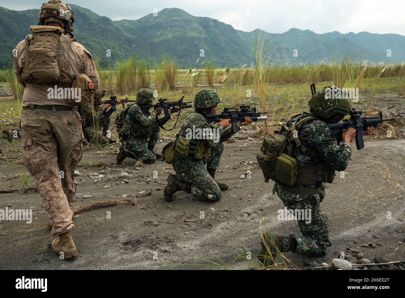 Philippine and U.S. Marines with Battalion Landing Team 2d Battalion, 5th Marines, 31st Marine Expeditionary Unit, participate in a combined arms live-fire event during KAMANDAG 6 at Colonel Ernesto Rabina Air Base, Philippines, Oct. 13, 2022. KAMANDAG is an annual bilateral exercise between the Armed Forces of the Philippines and U.S. military designed to strengthen interoperability, capabilities, trust, and cooperation built over decades of shared experiences. (U.S. Marine Corps photo by Cpl. Ujian Gosun) Stock Photo