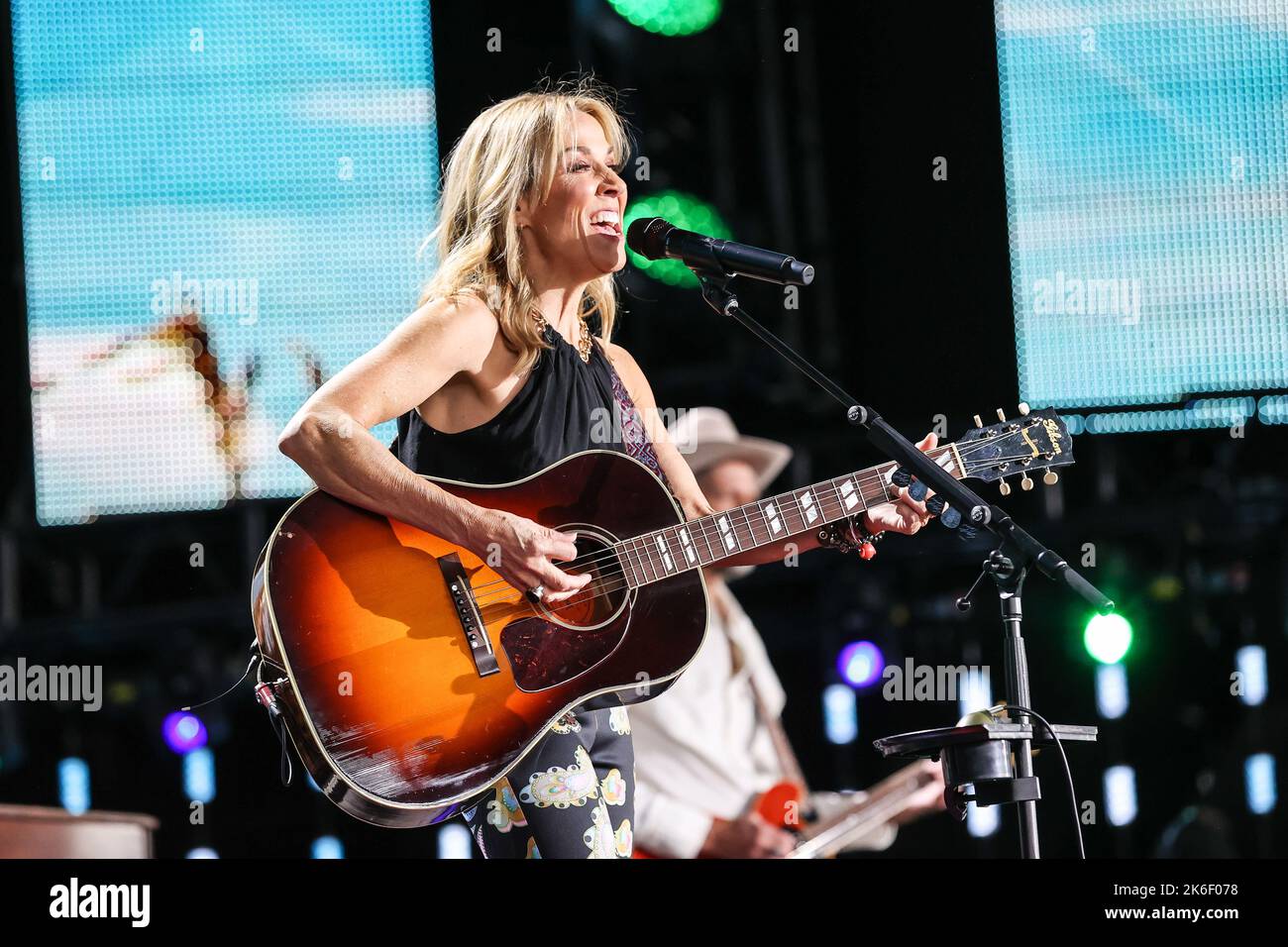 Sheryl Crow Performs at Farm aid in Raleigh, NC Stock Photo