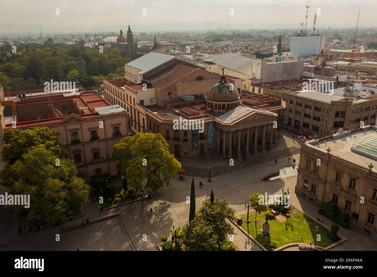 San Luis Potosí, Aerial view of the city. It was an important gold and silver mining center on the Camino Real de Tierra Adentro, a trade route from the mid-16th century to the 19th century colonial buildings, such as the imposing Templo de San Francisco from the baroque era, which dominates the leafy Jardín de San Francisco. Nearby is the Templo del Carmen, which dates back to the 18th century. (photo By Luis GutierrezNortePhoto)  San Luis Potosí, Vista aerea de ciudad. Fue un importante centro minero del oro y la plata en el Camino Real de Tierra Adentro, una ruta comercial de mediados del Stock Photo