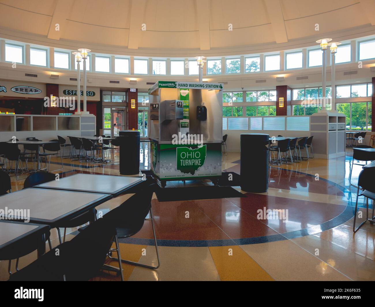 Ohio Turnpike, Genoa, Ohio - Sep 11, 2022: Landscape Interior Wide View of Wyandot Service Plaza Building Interior with Shops and Restaurant in Backgr Stock Photo