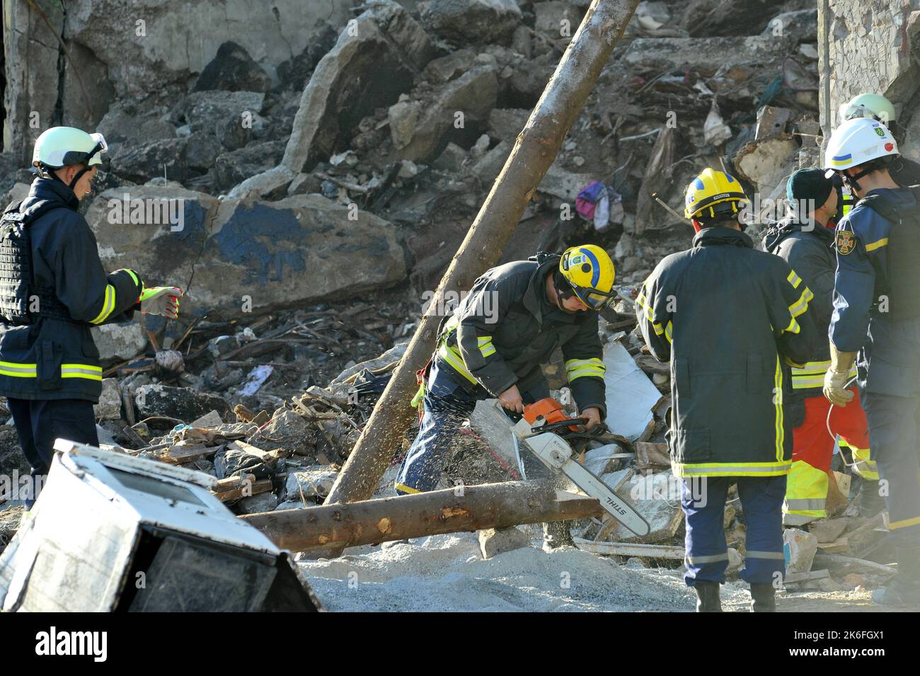 Rocket Rescuers Non Exclusive: ZAPORIZHZHIA, UKRAINE - OCTOBER 13, 2022 - Rescuers ...