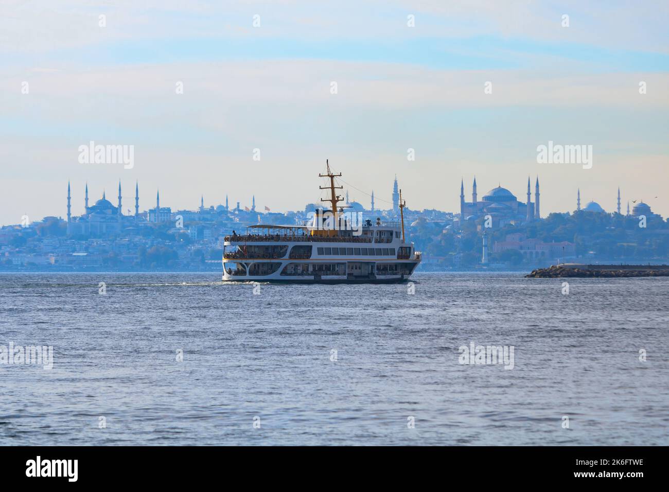 ferries-of-istanbul-a-ferry-from-kadikoy-and-istanbul-skyline-on