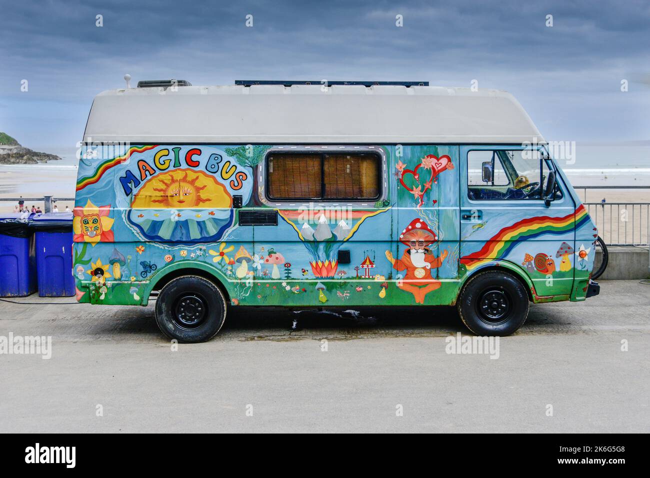 Hand painted van hi-res stock photography and images - Alamy