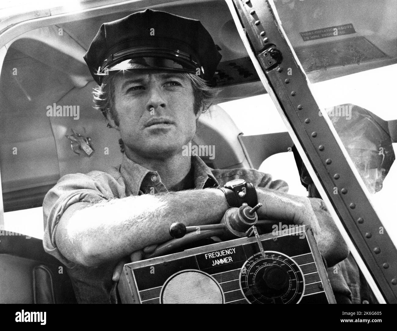 ROBERT REDFORD in THE HOT ROCK / HOW TO STEAL A DIAMOND IN FOUR UNEASY