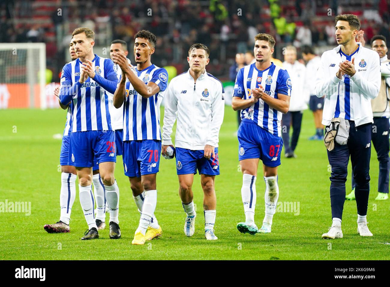 FC Porto goleia Cardiff City com bis de Toni Martínez