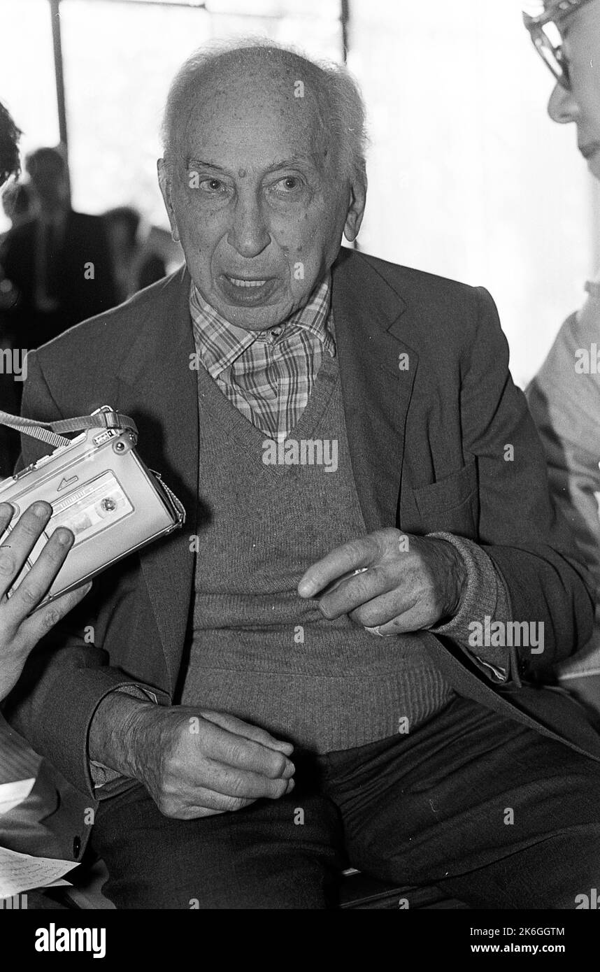 André Kertesz, Hungarian photographer during an interview at the Museo ...